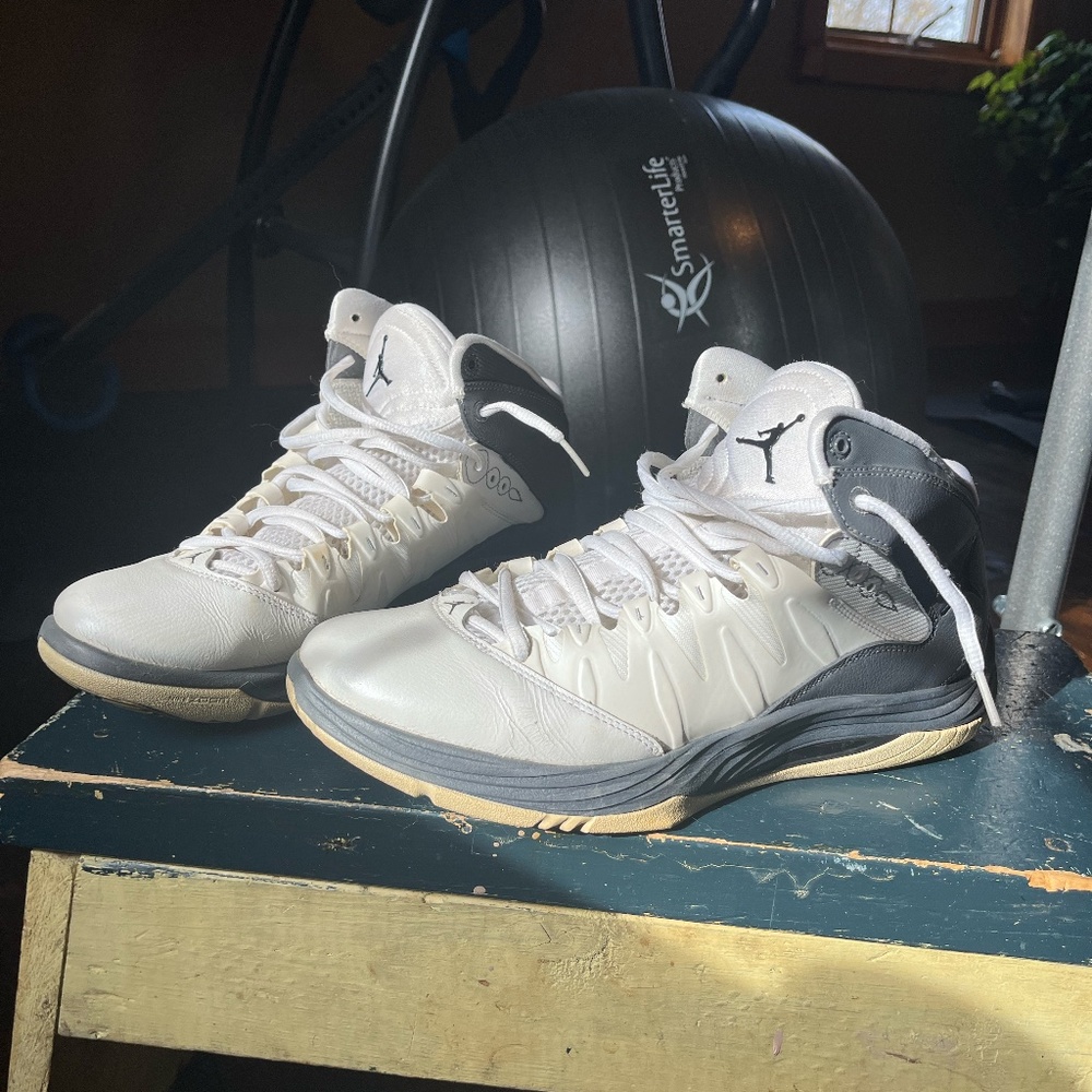 mens air Jordans size 11